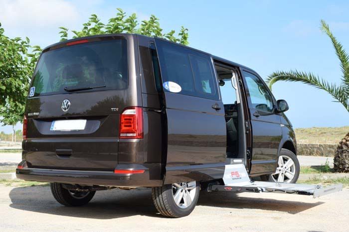 Volkswagen multivan adaptada a silla de ruedas